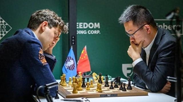 星空体育-国际棋联世界冠军候选人赛，中国韦奕取得首胜|埃西彭科|辛达洛夫|朱锦|棋手|卡鲁阿纳_新浪体育_新浪新闻
